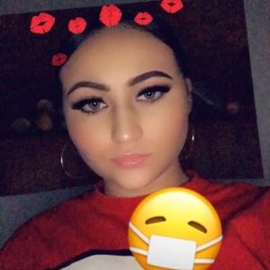 Meet your Posher, Bella